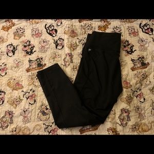 Fabletics Powerhold 7/8th length leggings